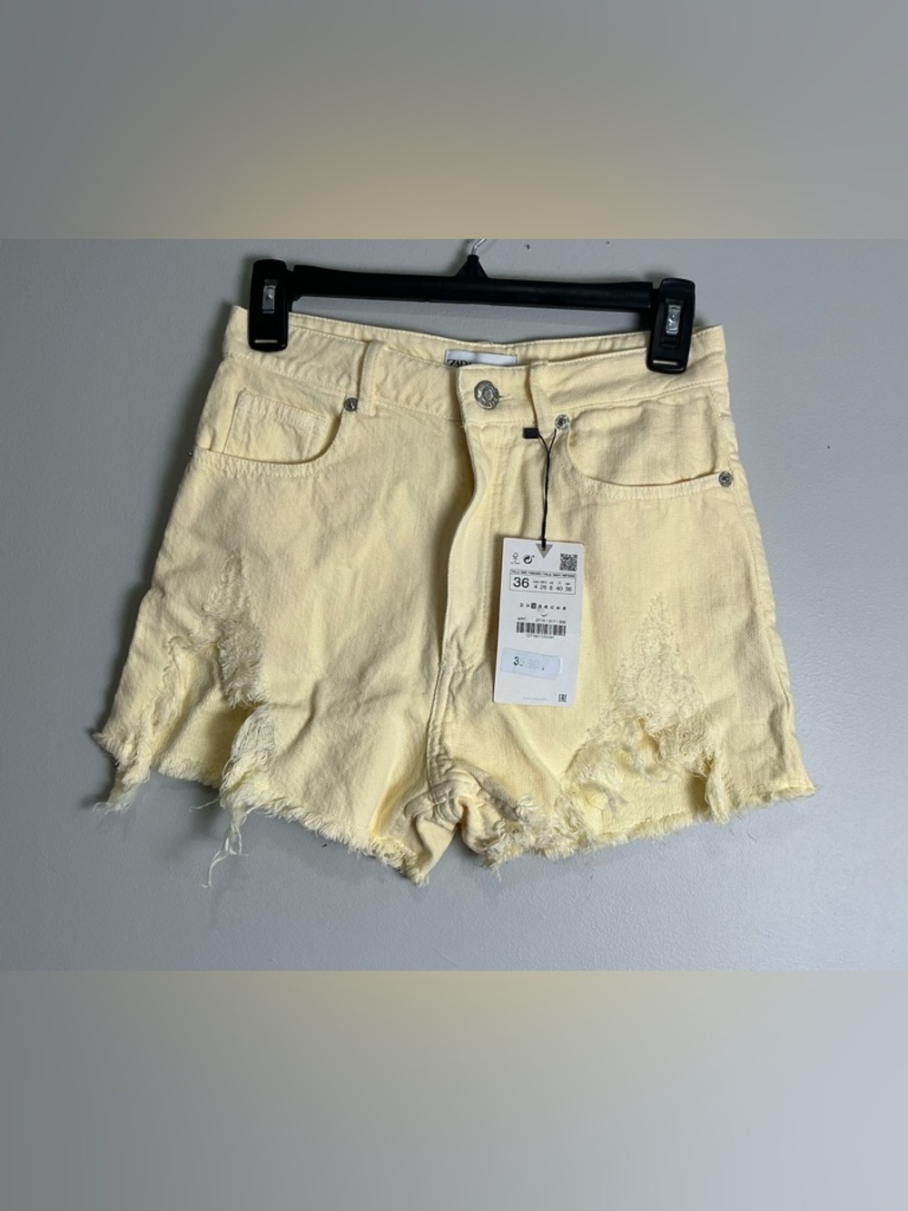 Zara Pale Yellow Distressed Denim Shorts - Women's